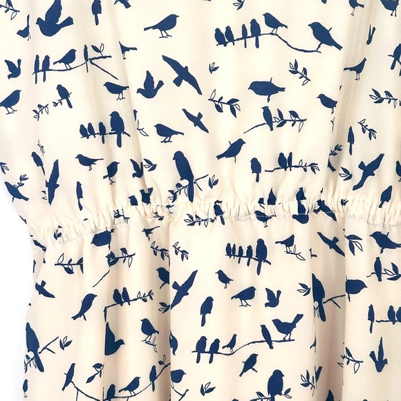 Olive & Oak Cream and Navy Bird Accent Shift Dress Size Medium - Picture 10 of 13